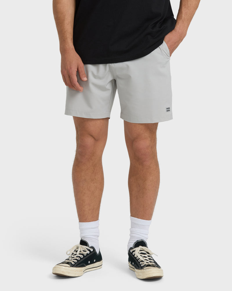 Crossfire Submersible 17" Hybrid Shorts