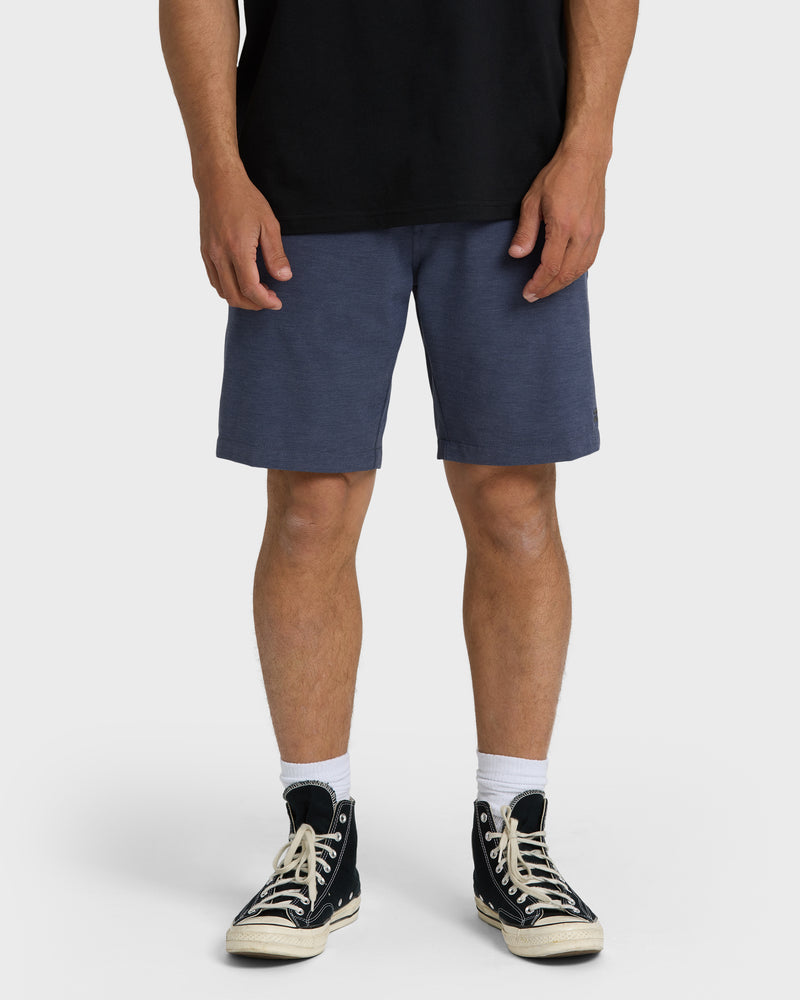 Primary Submersible 18" Hybrid Shorts