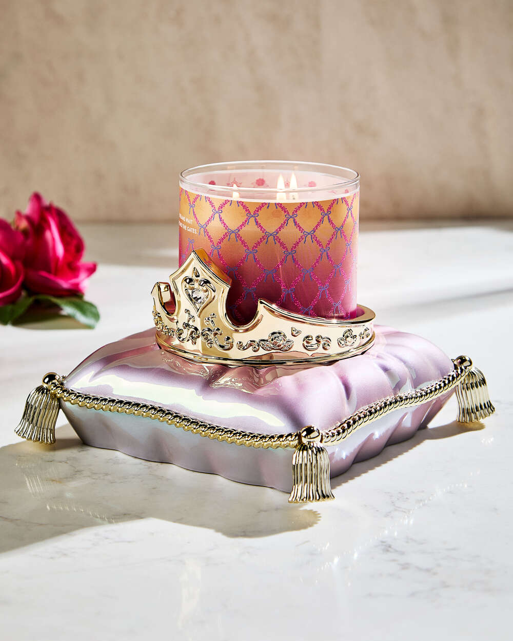 Aurora Crown Pedestal 3-Wick Candle Holder